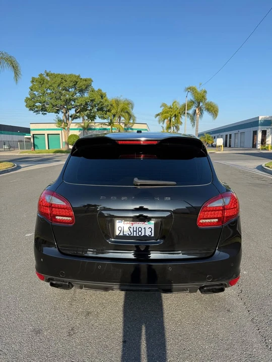 2011 Porsche 958 Cayenne - Image 6 of 18