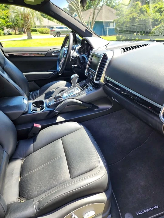 2011 Porsche 958 Cayenne - Image 7 of 13