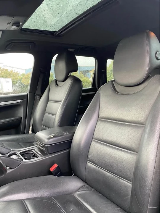 2011 Porsche 958 Cayenne - Image 9 of 11
