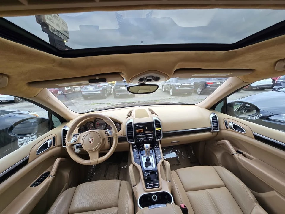 2011 Porsche 958 Cayenne - Image 11 of 14
