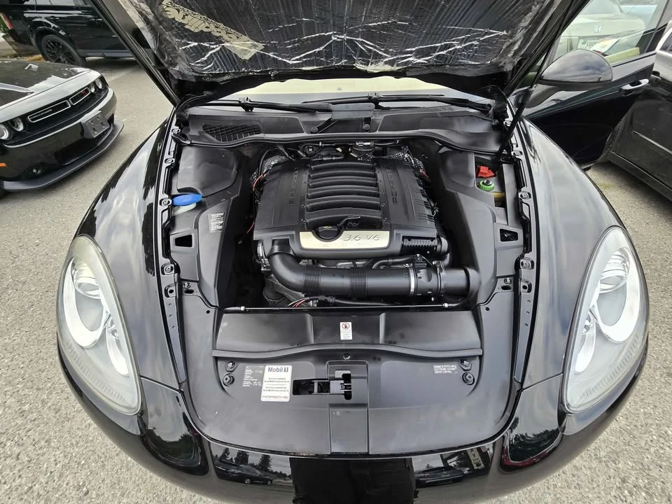 2011 Porsche 958 Cayenne - Image 8 of 14