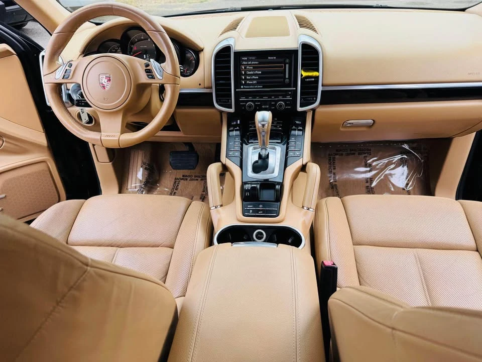 2011 Porsche 958 Cayenne - Image 13 of 16