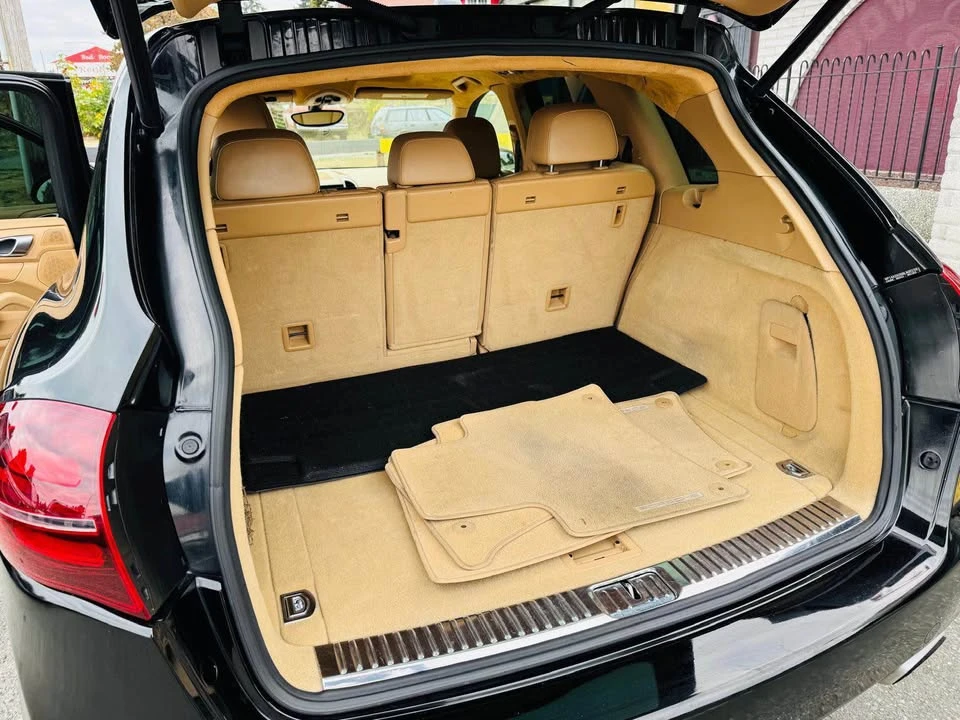 2011 Porsche 958 Cayenne - Image 16 of 16