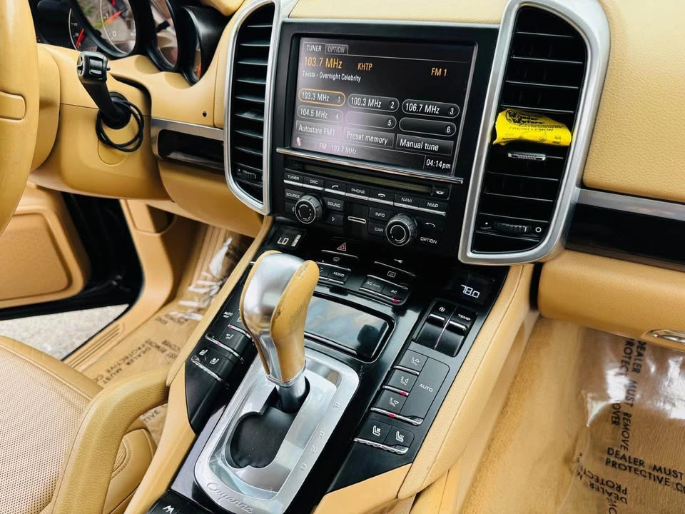 2011 Porsche 958 Cayenne - Image 4 of 14