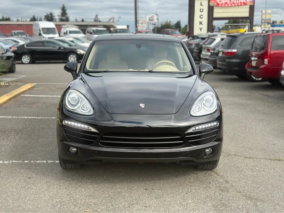 2011 Porsche 958 Cayenne - Image 2 of 14
