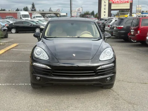 2011 Porsche 958 Cayenne - Image 2 of 14