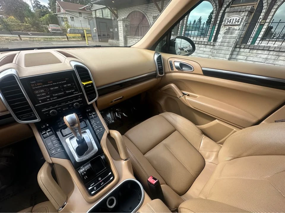 2011 Porsche 958 Cayenne - Image 13 of 14