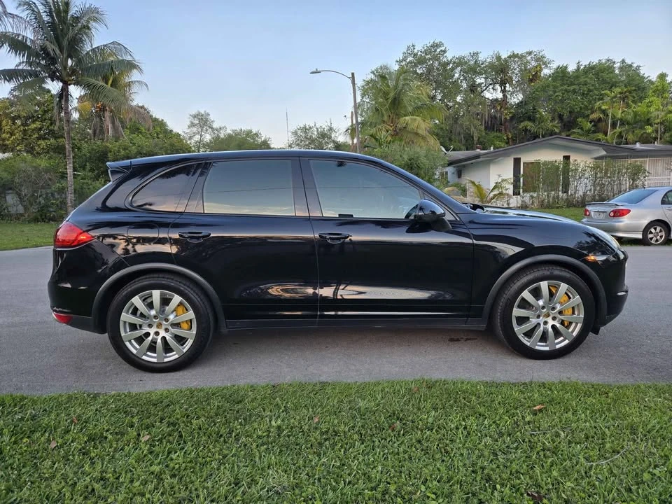 2011 Porsche 958 Cayenne Turbo - Image 4 of 11