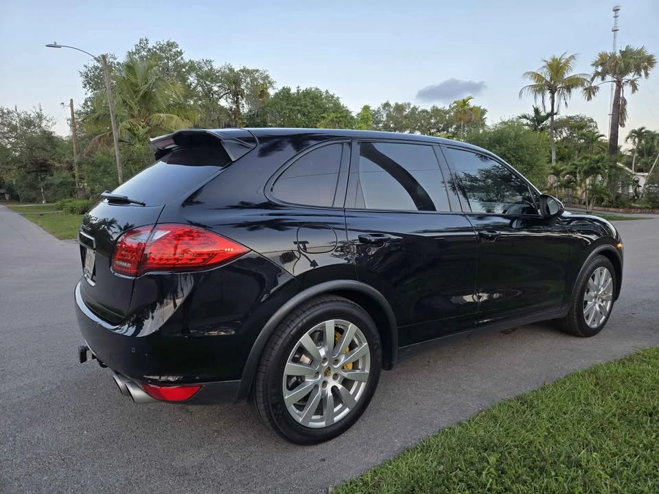 2011 Porsche 958 Cayenne Turbo - Image 5 of 11