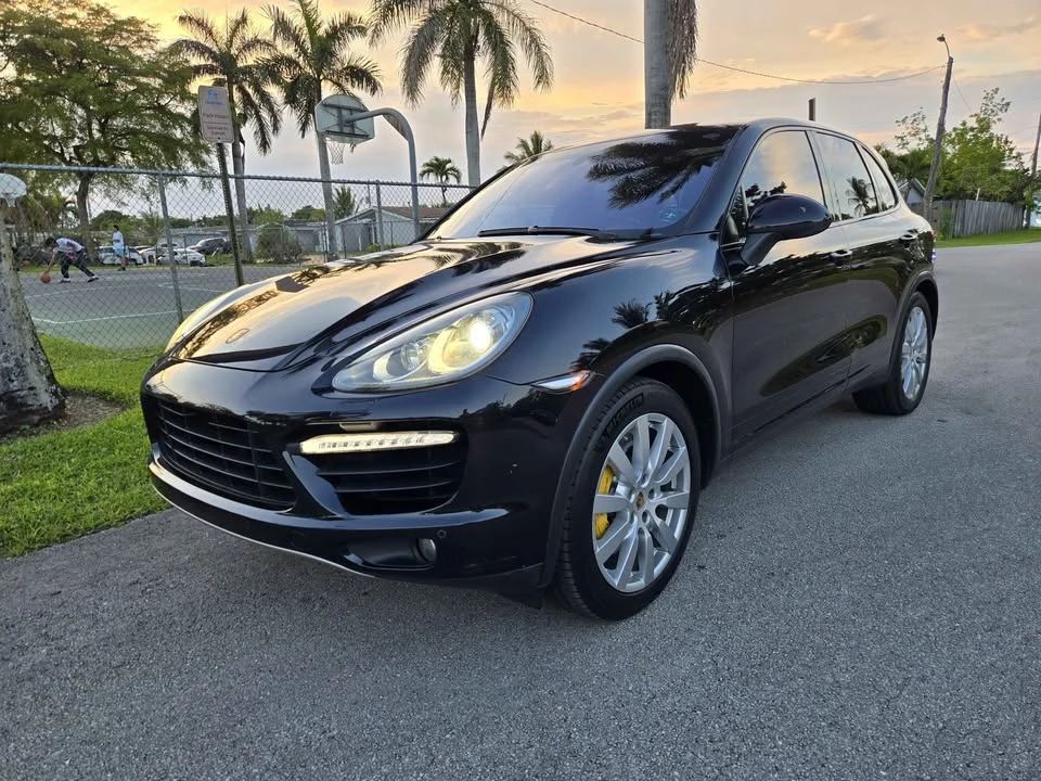 2011 Porsche 958 Cayenne Turbo - Image 3 of 11