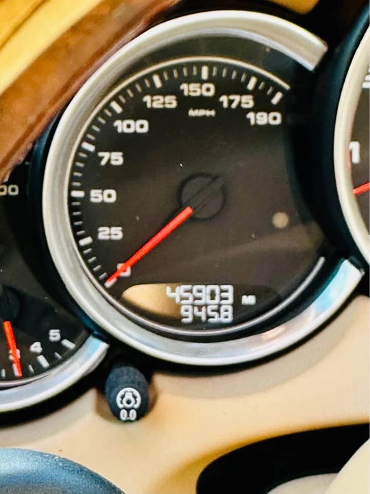 2011 Porsche 958 Cayenne Turbo - Image 11 of 20