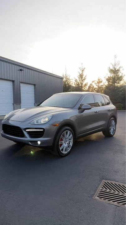 2011 Porsche 958 Cayenne Turbo - Image 2 of 20
