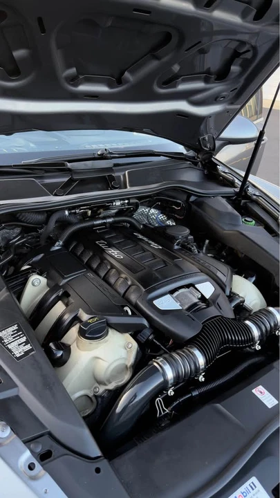 2011 Porsche 958 Cayenne Turbo - Image 10 of 20