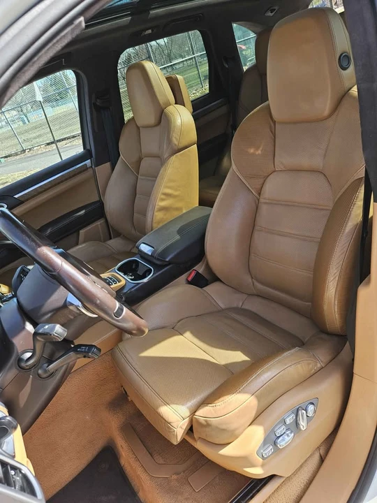 2011 Porsche 958 Cayenne Turbo - Image 9 of 20