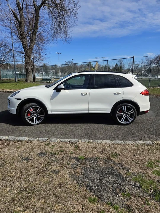 2011 Porsche 958 Cayenne Turbo - Image 6 of 20