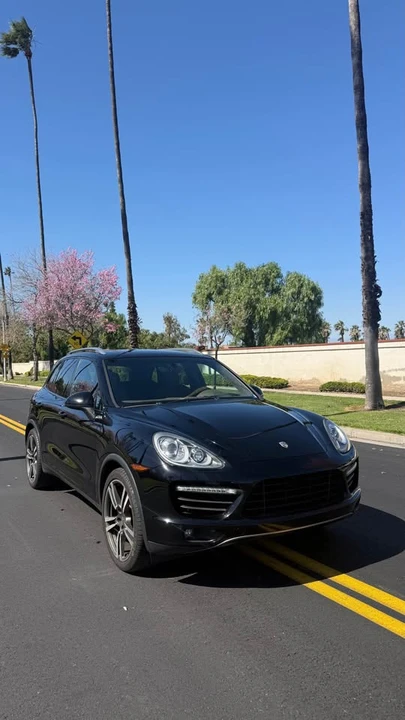 2011 Porsche 958 Cayenne Turbo - Image 2 of 18