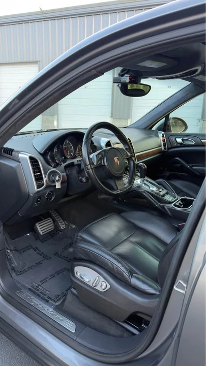 2011 Porsche 958 Cayenne Turbo - Image 12 of 20
