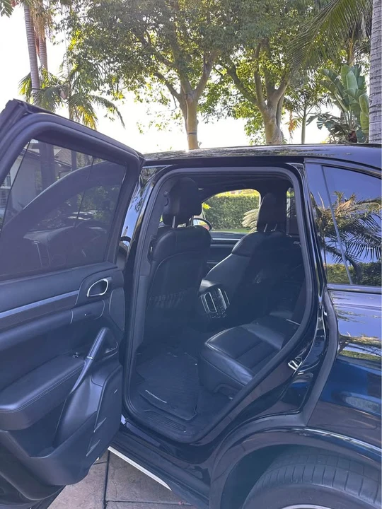 2011 Porsche 958 Cayenne Turbo - Image 2 of 12