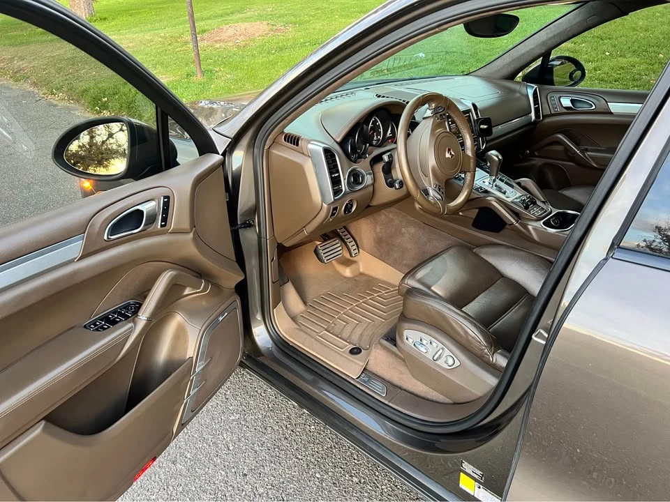 2011 Porsche 958 Cayenne Turbo - Image 6 of 11
