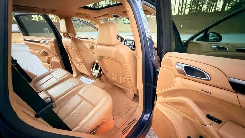 2011 Porsche 958 Cayenne - Image 14 of 19