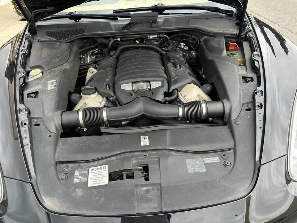 2011 Porsche 958 Cayenne S - Image 3 of 10