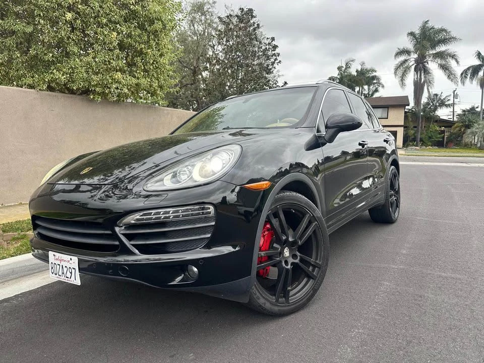 2011 Porsche 958 Cayenne S - Image 8 of 10