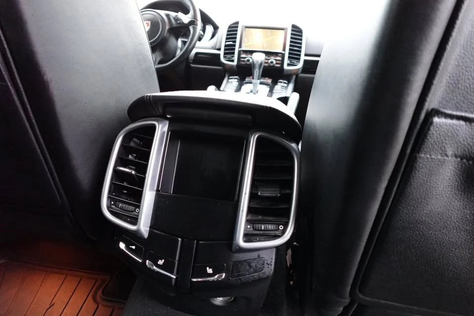 2011 Porsche 958 Cayenne - Image 19 of 20