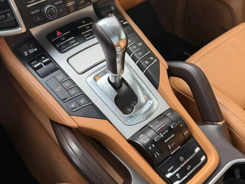 2011 Porsche 958 Cayenne Turbo - Image 16 of 20