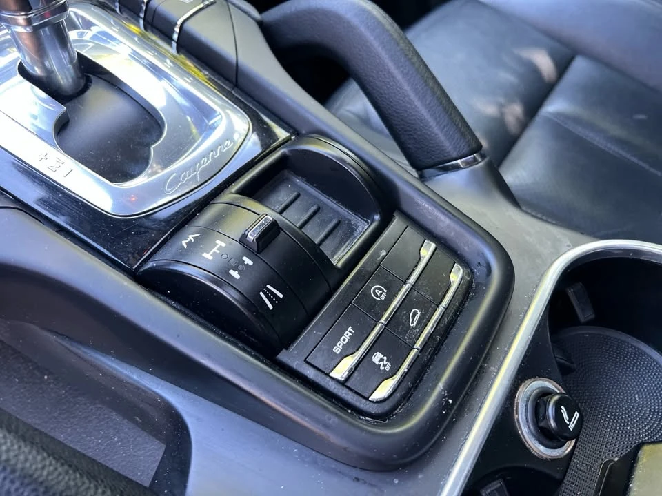 2011 Porsche 958 Cayenne - Image 19 of 20