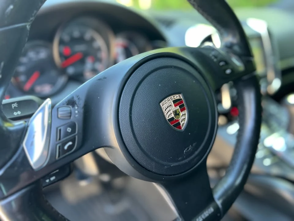 2011 Porsche 958 Cayenne - Image 16 of 20