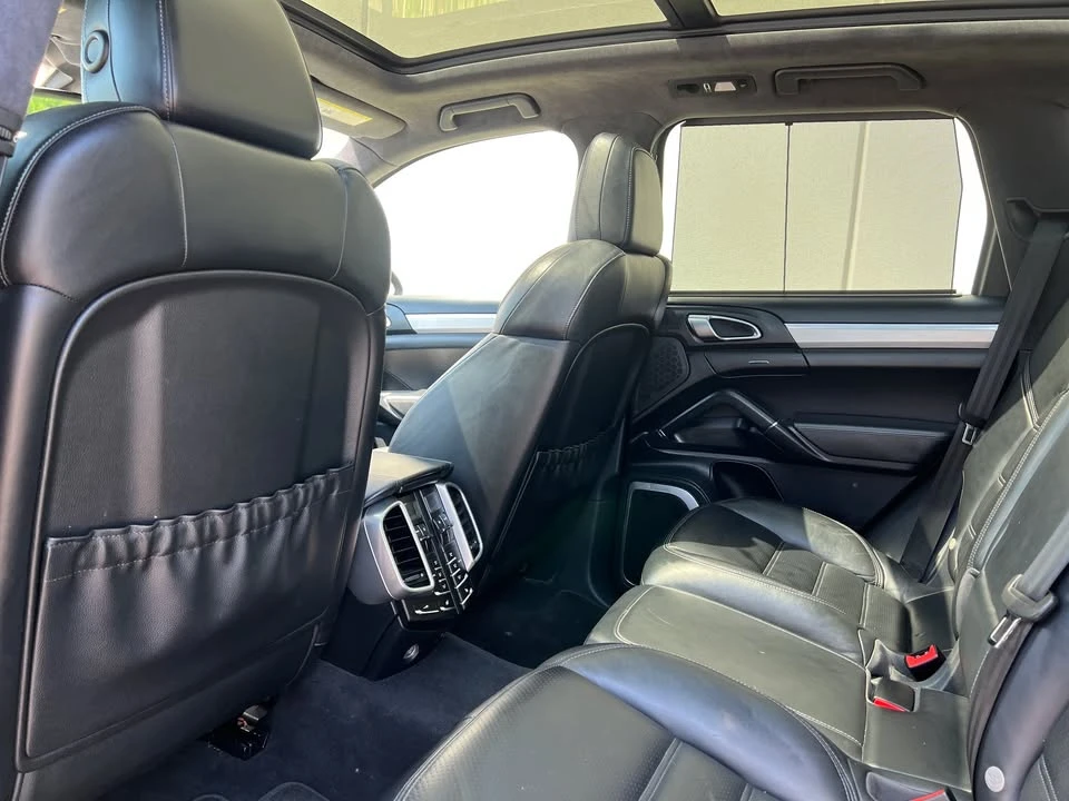 2011 Porsche 958 Cayenne GTS - Image 7 of 8
