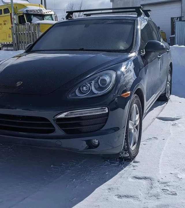 2011 Porsche 958 Cayenne S - Image 7 of 12
