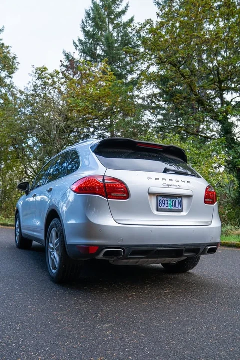 2011 Porsche 958 Cayenne S - Image 5 of 12