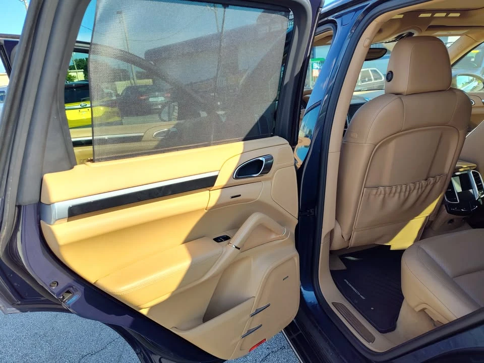 2011 Porsche 958 Cayenne S - Image 14 of 20