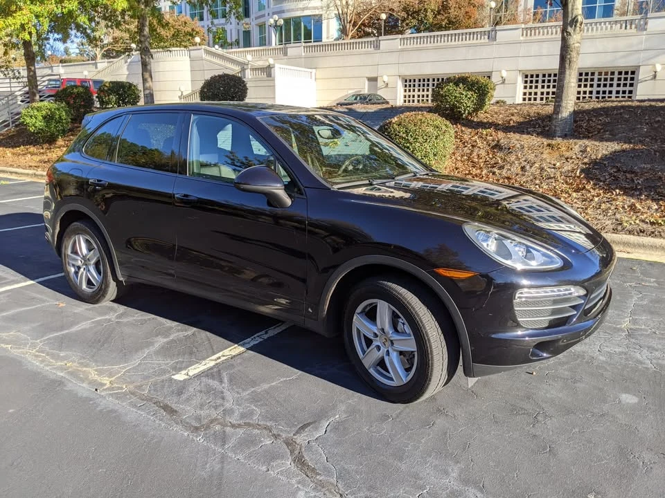 2011 Porsche 958 Cayenne S - Image 3 of 14