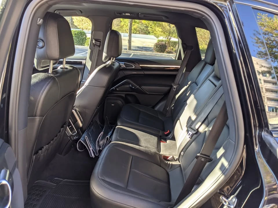 2011 Porsche 958 Cayenne S - Image 5 of 14