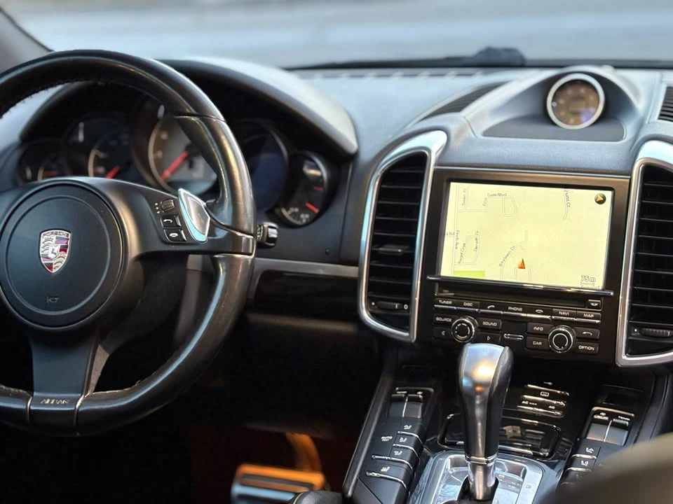 2011 Porsche 958 Cayenne S - Image 5 of 9