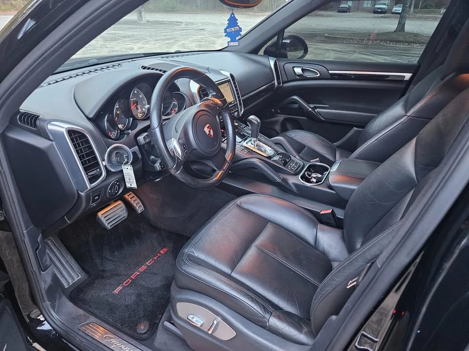 2011 Porsche 958 Cayenne S - Image 7 of 12