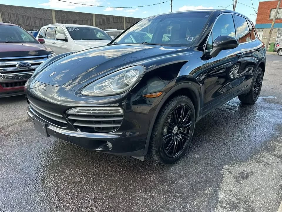2011 Porsche 958 Cayenne S - Image 3 of 7