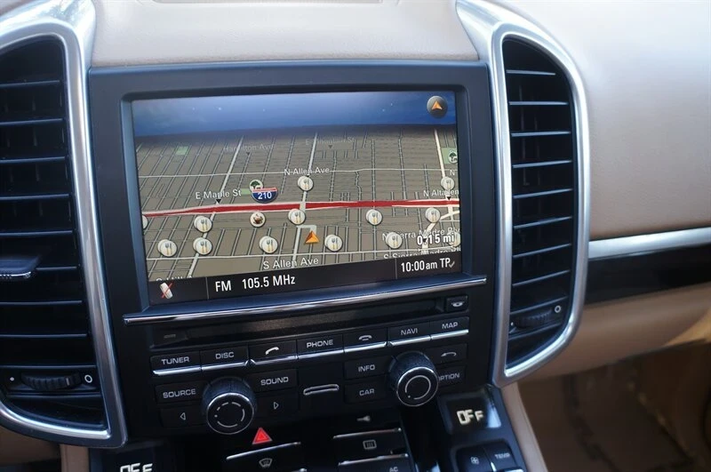 2011 Porsche 958 Cayenne - Image 14 of 20