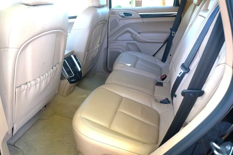 2011 Porsche 958 Cayenne - Image 11 of 20
