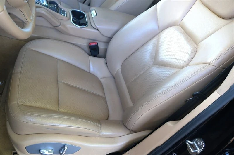 2011 Porsche 958 Cayenne - Image 7 of 20