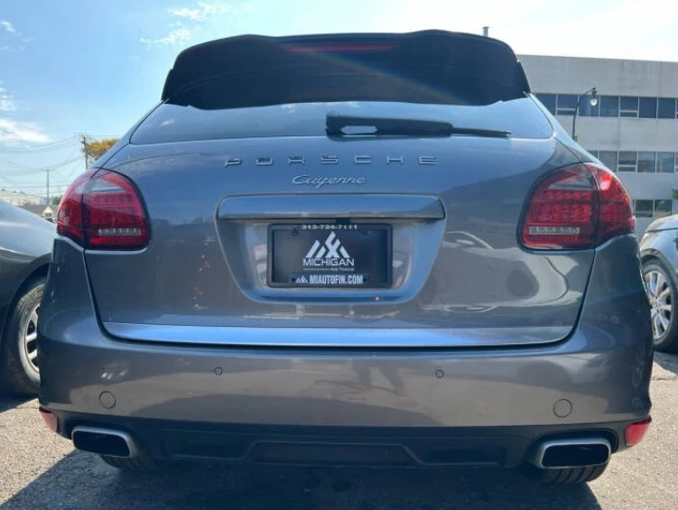 2011 Porsche 958 Cayenne - Image 6 of 20