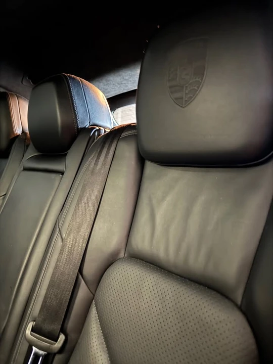 2011 Porsche 958 Cayenne Turbo - Image 7 of 14