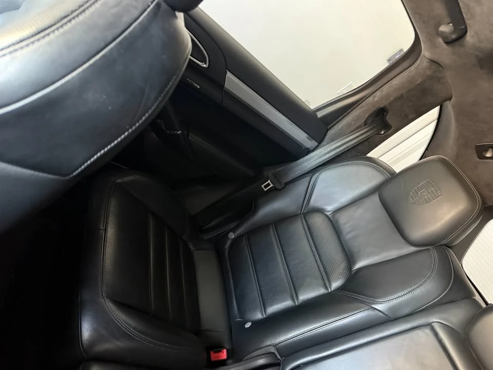 2011 Porsche 958 Cayenne Turbo - Image 8 of 17