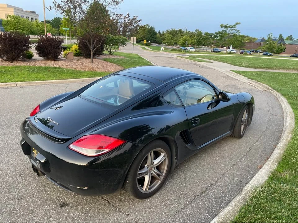 2011 Porsche 987 Cayman - Image 8 of 16