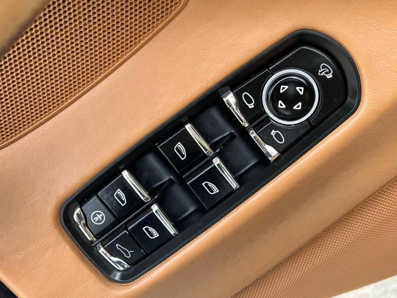 2011 Porsche 970 Panamera - Image 9 of 20