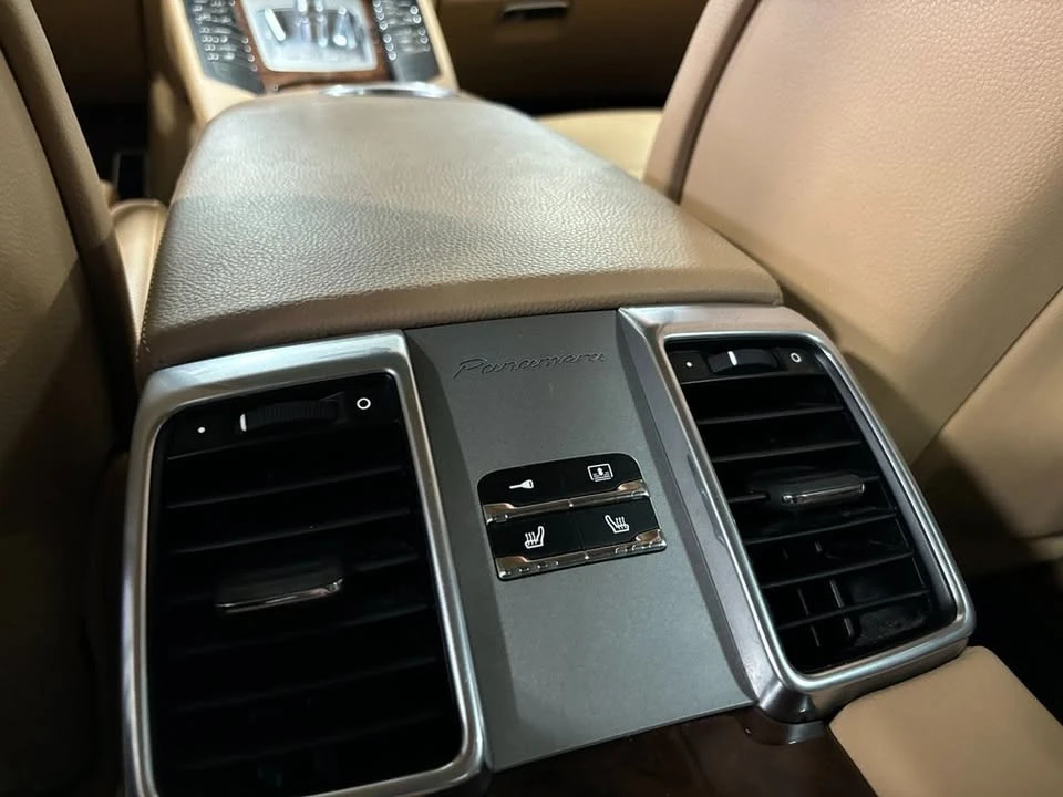 2011 Porsche 970 Panamera 4S - Image 9 of 20
