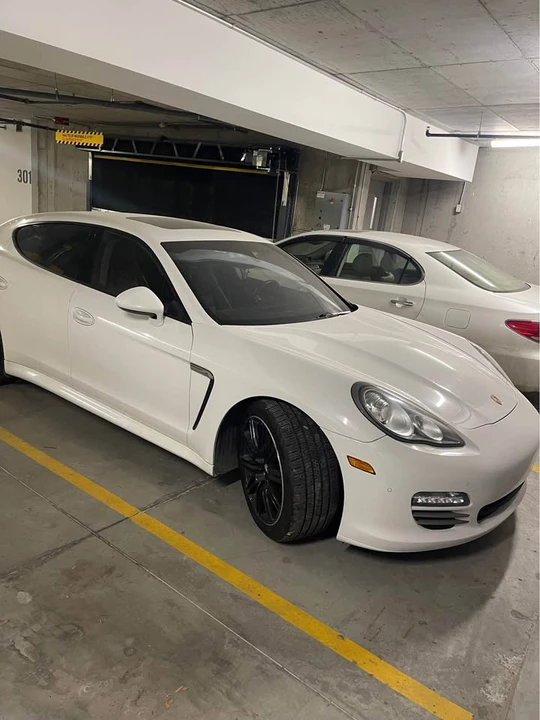 2011 Porsche 970 Panamera - Image 2 of 9
