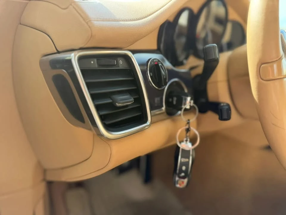 2011 Porsche 970 Panamera - Image 13 of 20